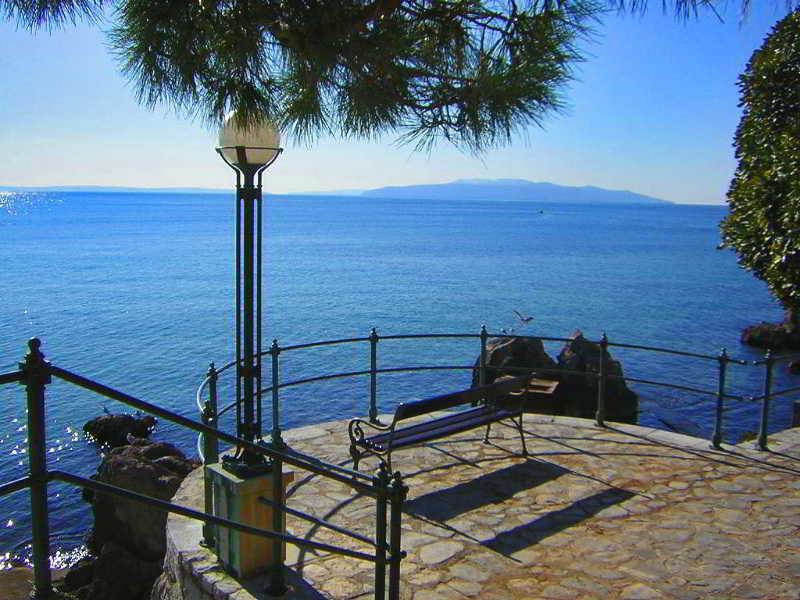 Apartments Kestenovi Dvori Opatija Buitenkant foto